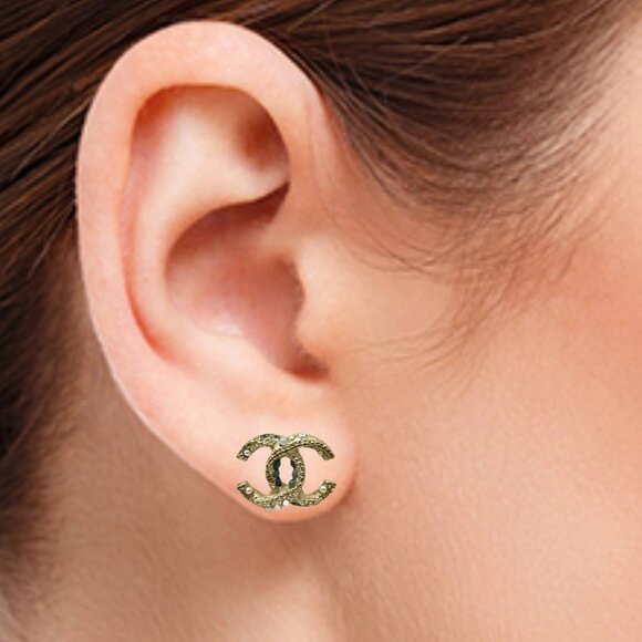 Chanel Gold Folded CC Mint Dot Seed Pearl Crystal Small Piercing Earrings - Picture 2 of 4